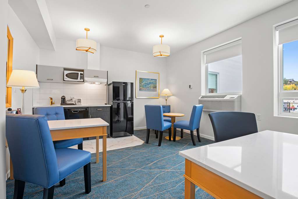 Фото Crown Columbia Hotel, Bw Premier Collection