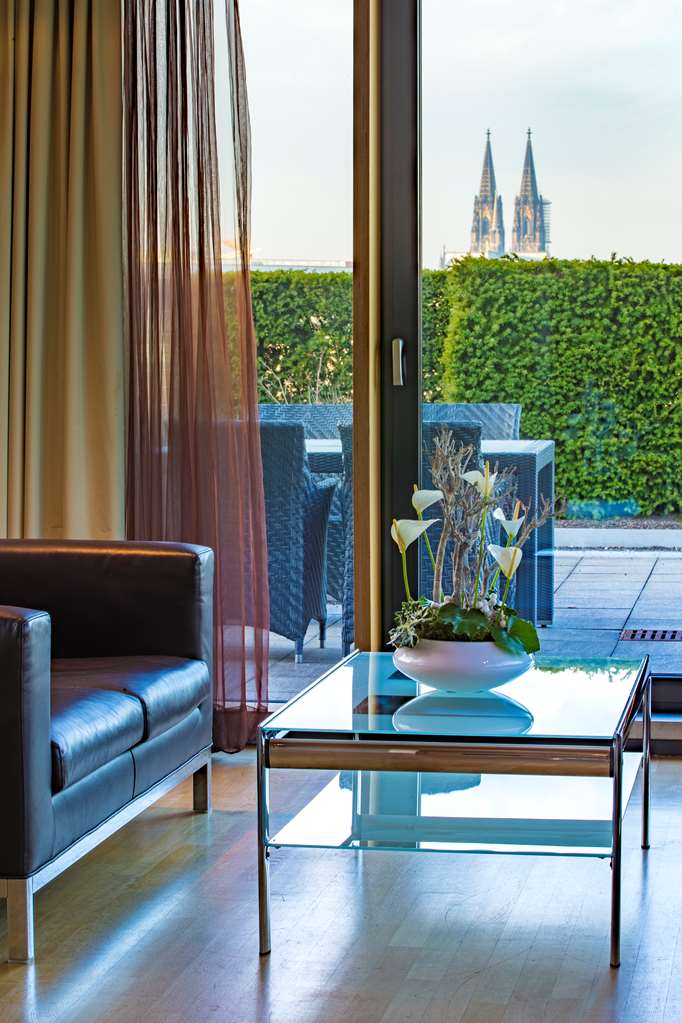Фото Radisson Blu Hotel, Cologne