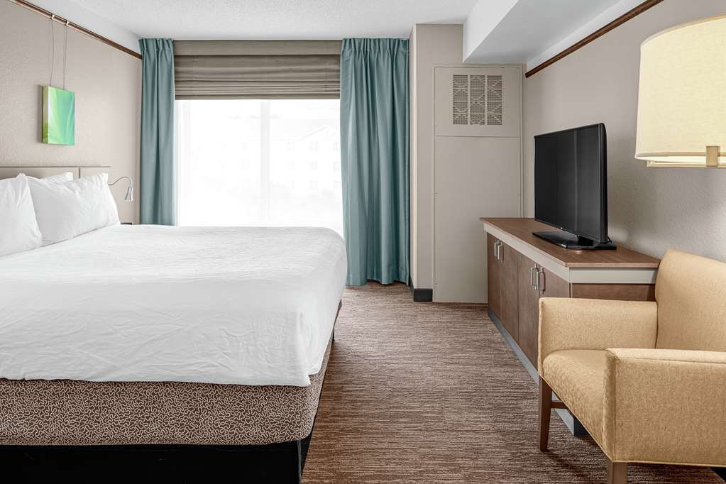 Фото Hilton Garden Inn Wilmington Mayfaire Town Center