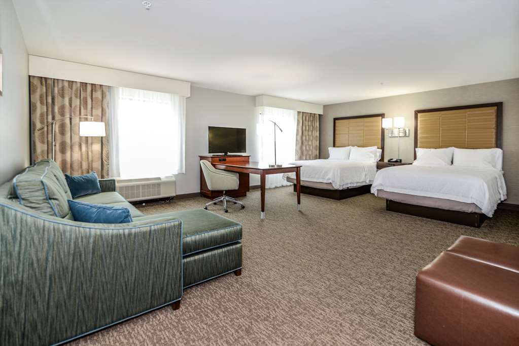 Фото Hampton Inn Brighton