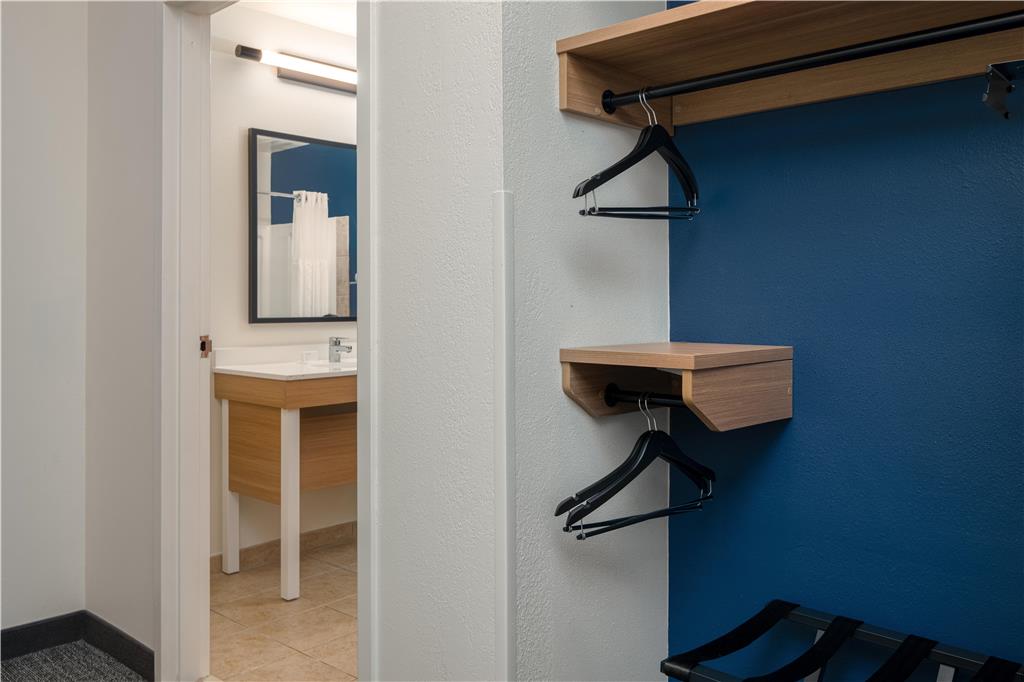 Фото Best Western Smithfield Inn