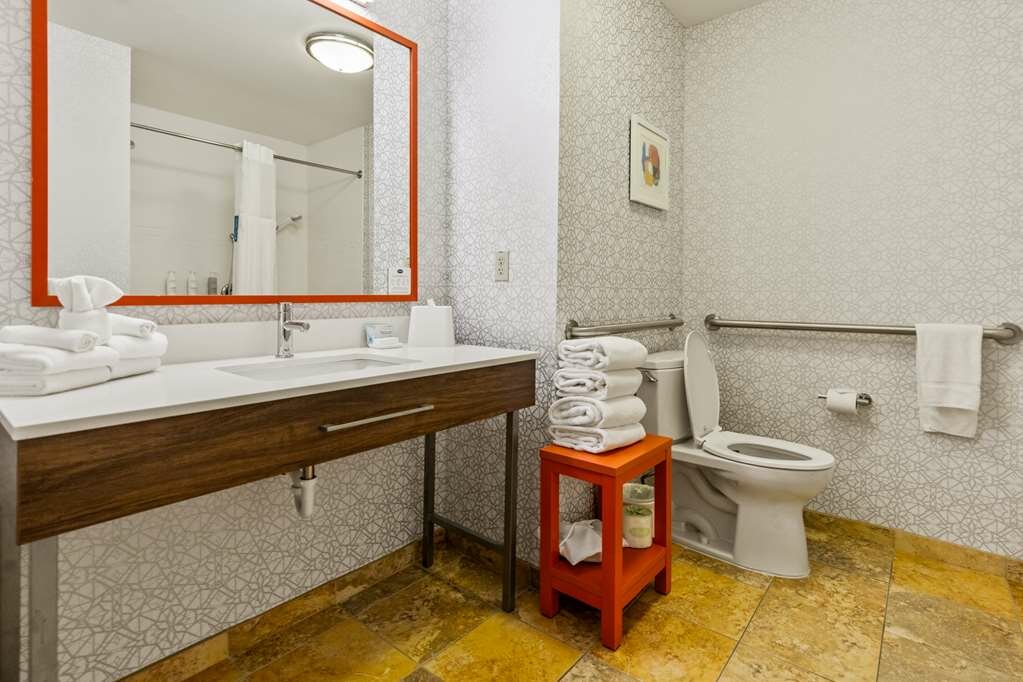 Фото Hampton Inn Temple
