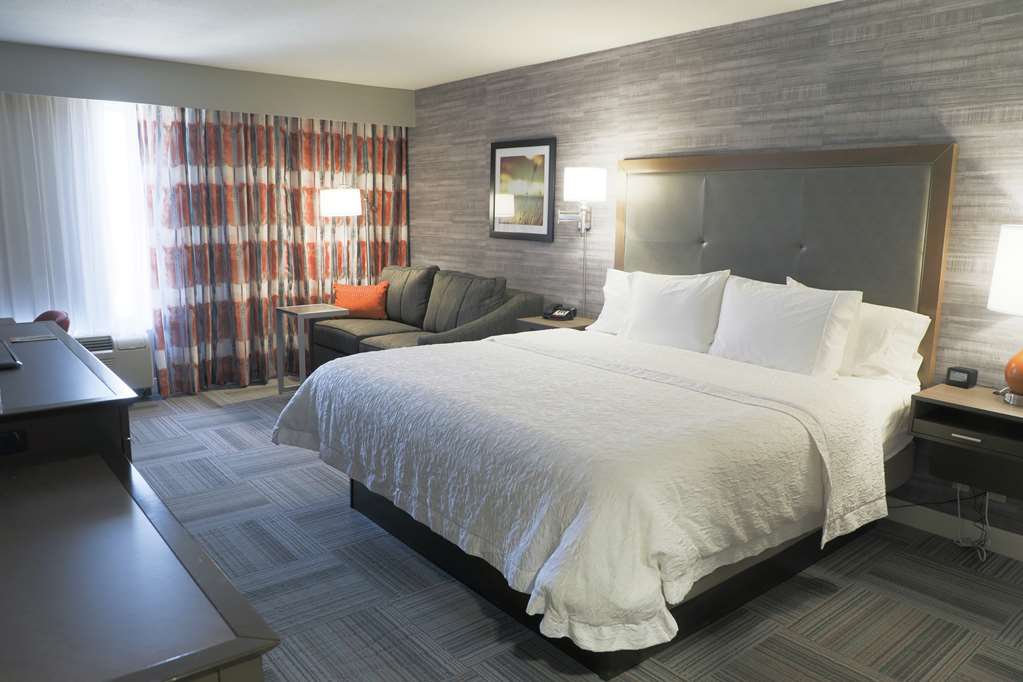 Фото Hampton Inn Muskogee