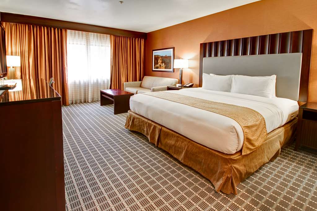 Фото DoubleTree by Hilton Hotel Flagstaff