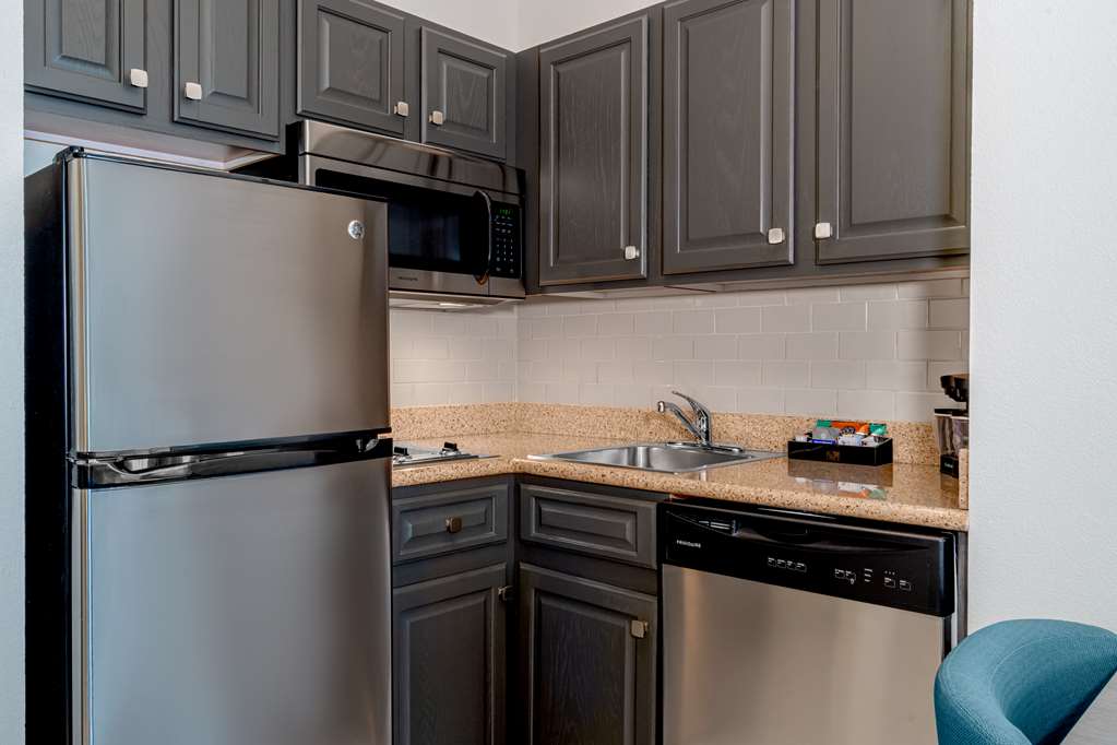 Фото Homewood Suites by Hilton Eatontown