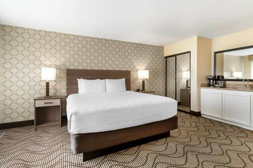Гостиница Best Western Plus Heritage Inn в Конкорде