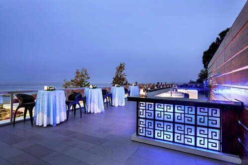 Гостиница Pine Bay Holiday Resort в Сельчуке