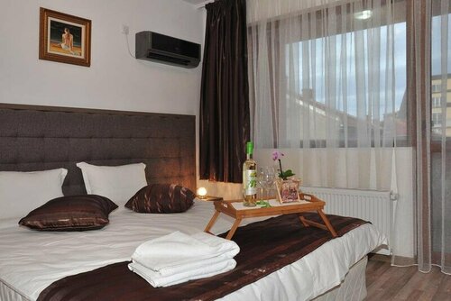 Гостиница Hotel Lombardi в Русе