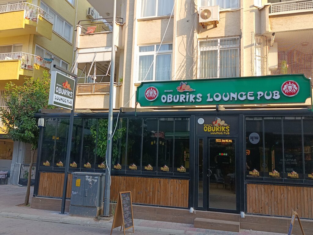 Bar, pub Oburiks Lounge Pub, Mersin, photo