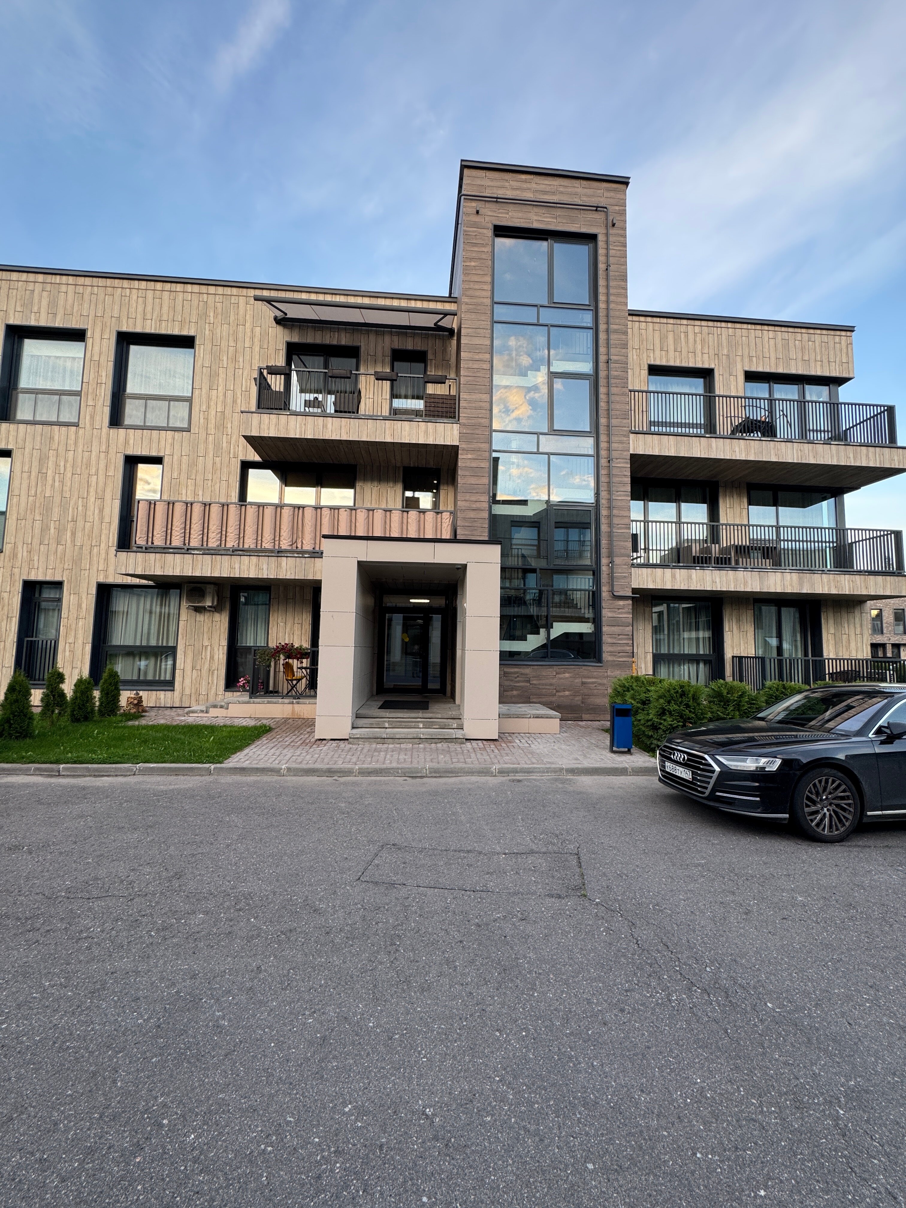 Фото отеля 2