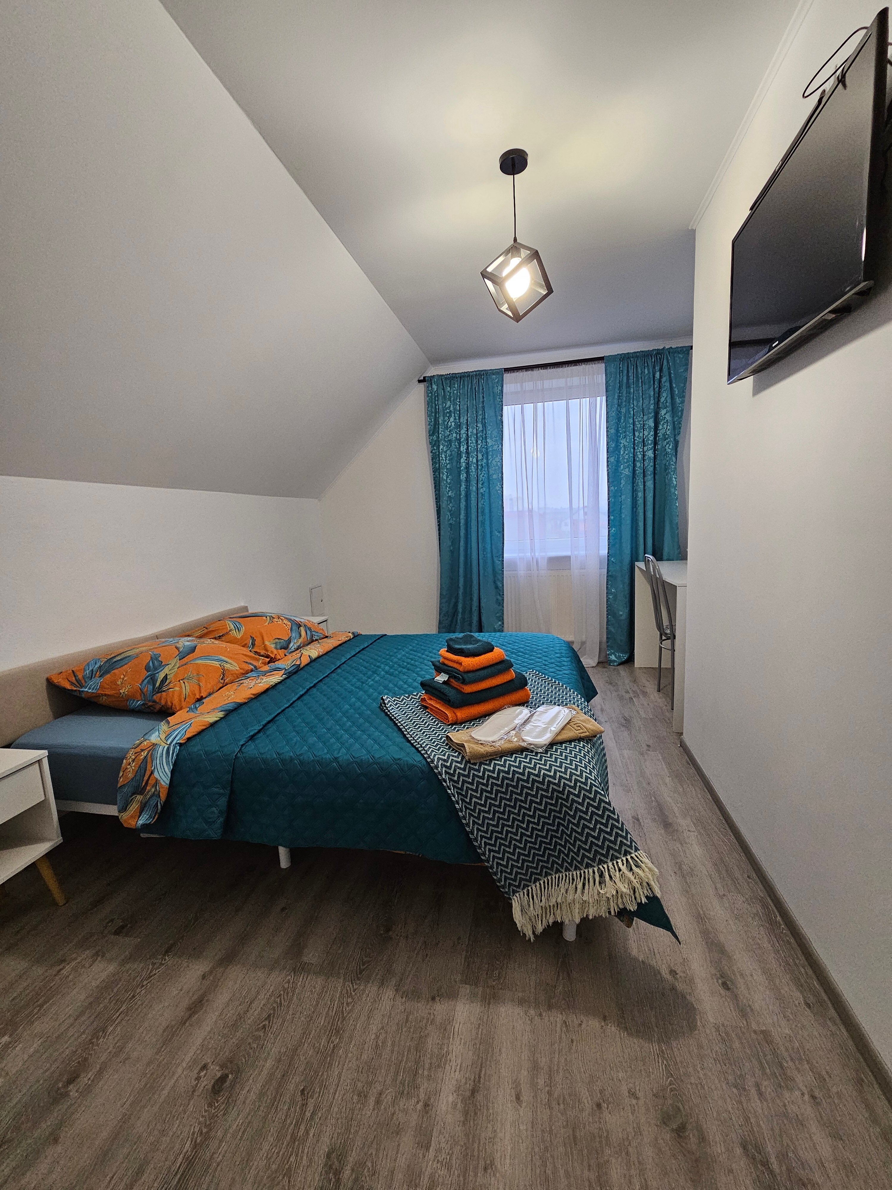 Фото Миниотелик