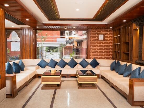 Фото Hotel Kailash Kutee