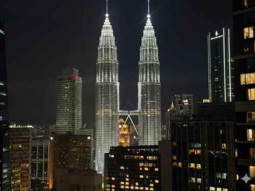 Гостиница Wyndham Suites KLCC в Куала-Лумпуре