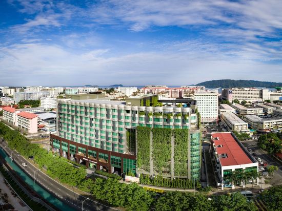 Фото Hilton Kota Kinabalu