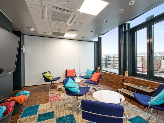 Фото Clarion Hotel The Edge