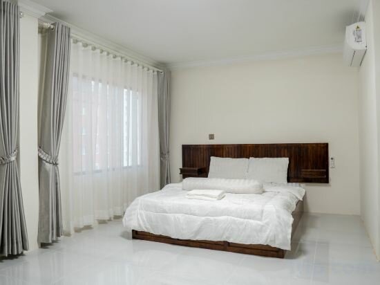 Фото Empire House Phnom Penh