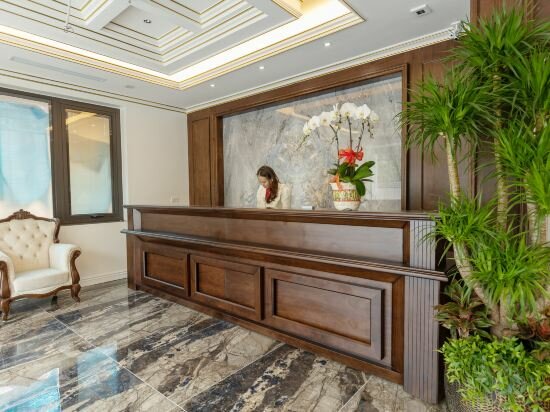 Фото Royal Duong Noi Hotel