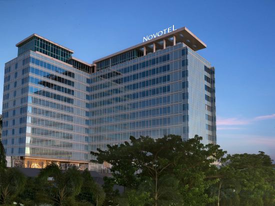 Фото Novotel Makassar Grand Shayla