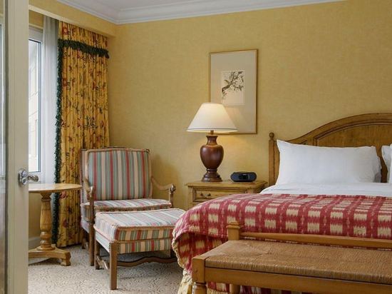 Фото Fairmont Chateau Whistler