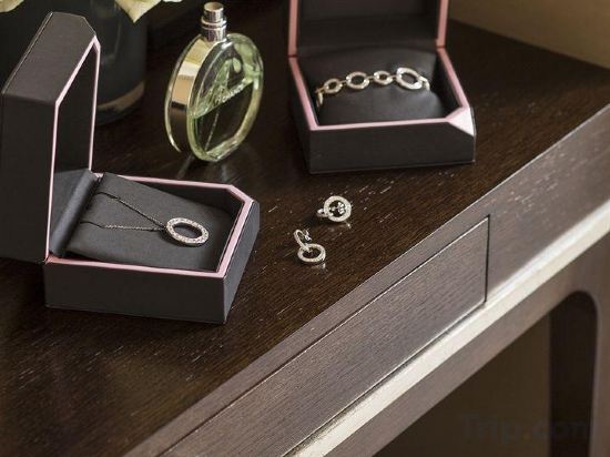 Фото Grosvenor House, A Jw Marriott Hotel