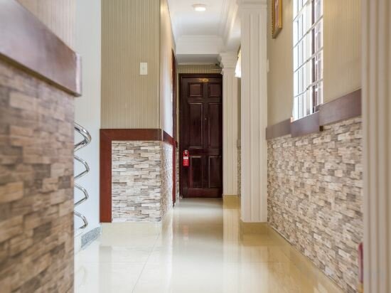 Фото Little Brick Saigon Hotel