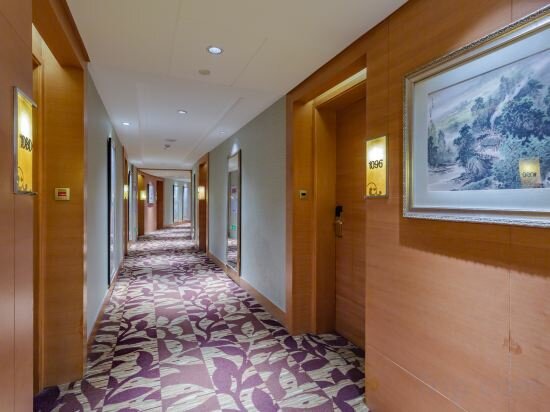 Фото Holiday Inn Chengdu Century City East Tower