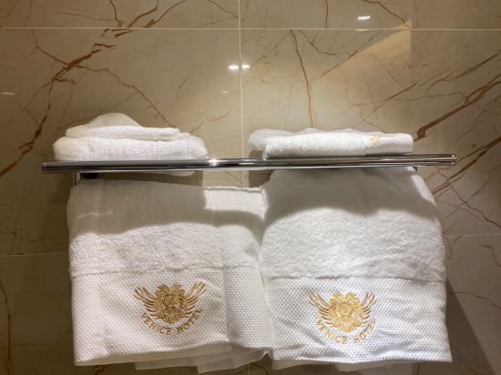 Фото The Venice Hotel and Casino