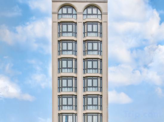 Фото Halina Hotel And Apartment 