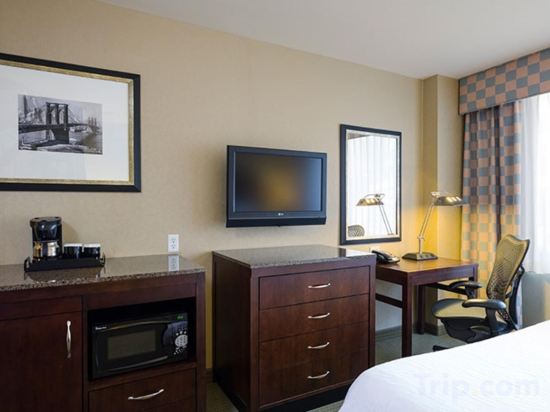 Фото Hilton Garden Inn Tribeca
