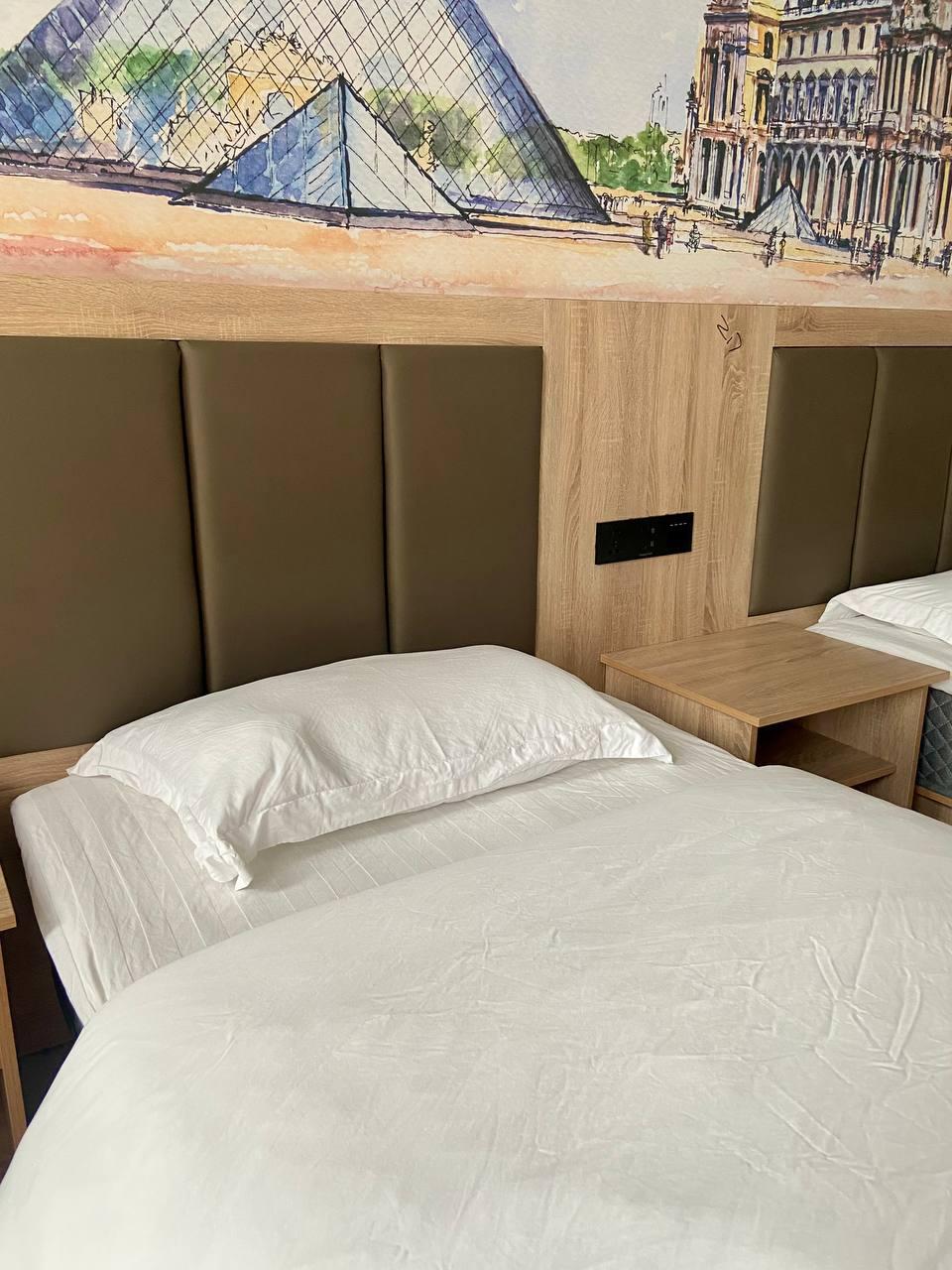 Фото Holiday Hotel