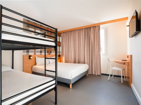 Фото EasyHotel Nice Palais des Congrès