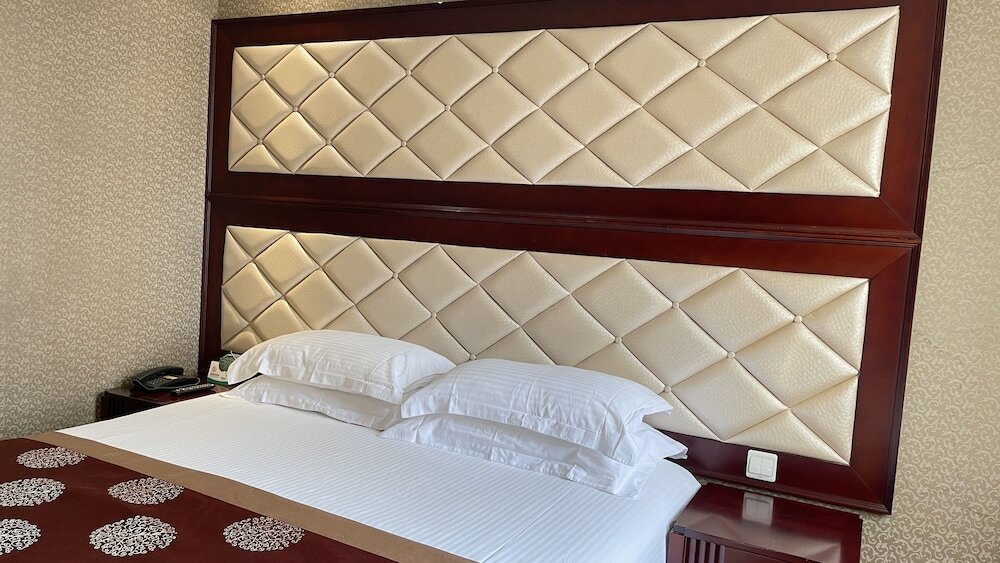 Фото Seventh Heaven Hotel