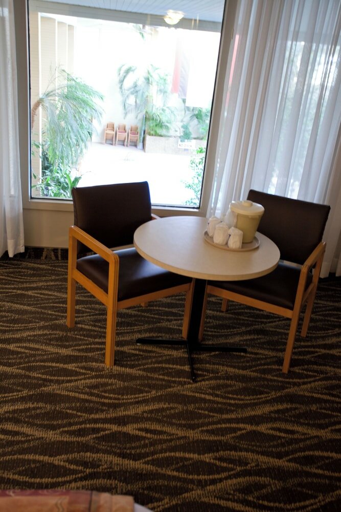 Фото Westlock Inn and Conference Centre