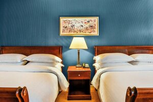 Sheraton Skyline Hotel London Heathrow (England, Greater London, London Borough of Hounslow, Bath Road, Hayes, UB3 5BP), hotel