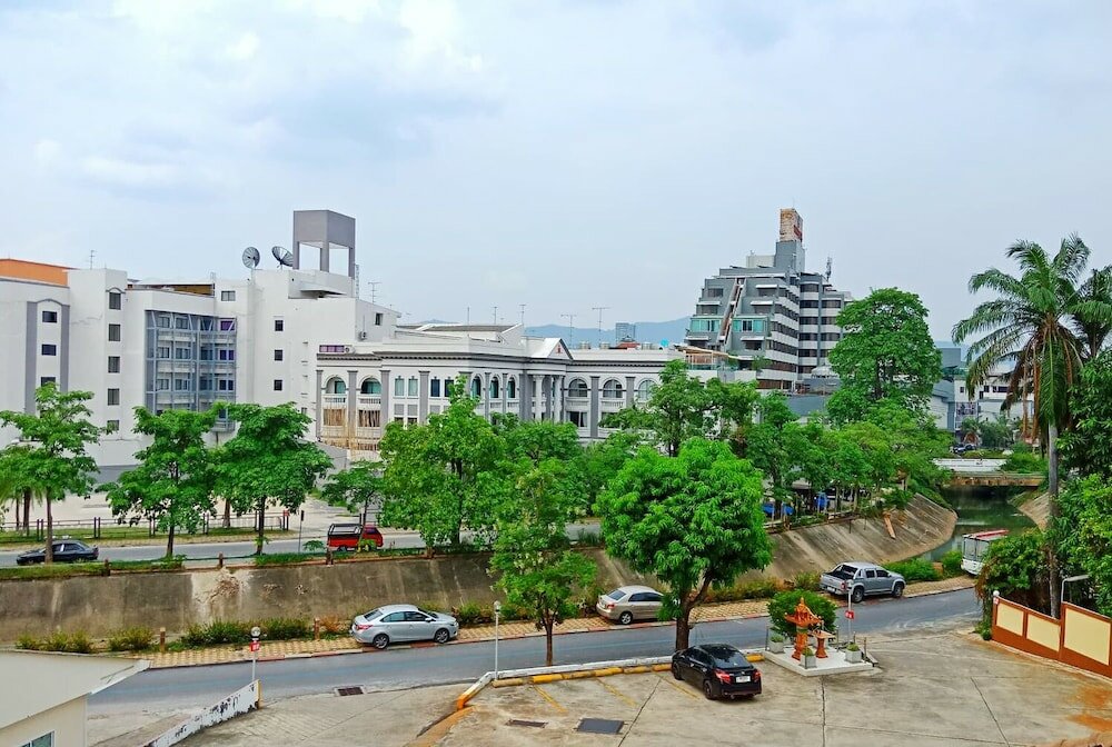 Фото Sing Golden Place Hotel