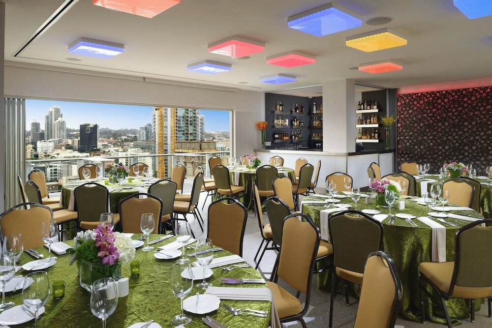 Фото San Diego Marriott Gaslamp Quarter