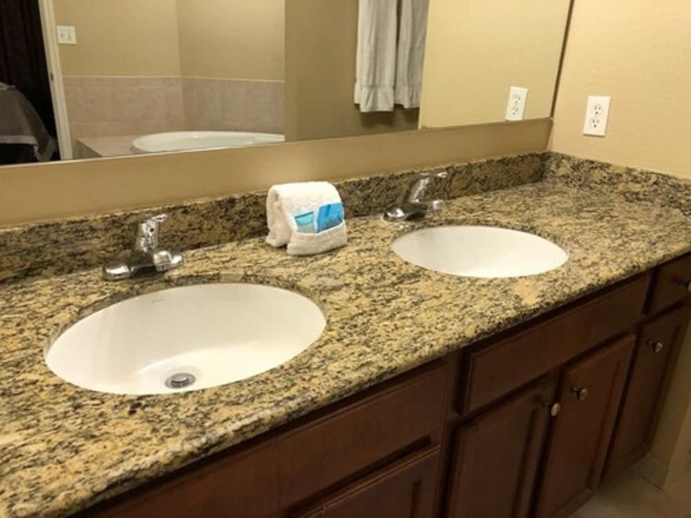 Фото 2br Condo Resort