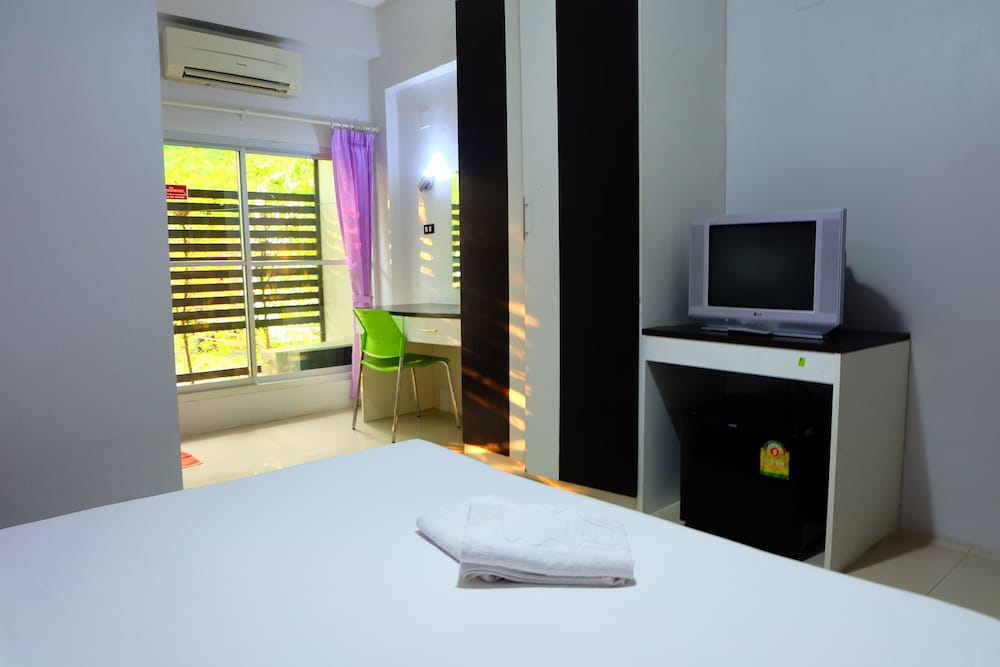 Фото Golden Place Guesthouse