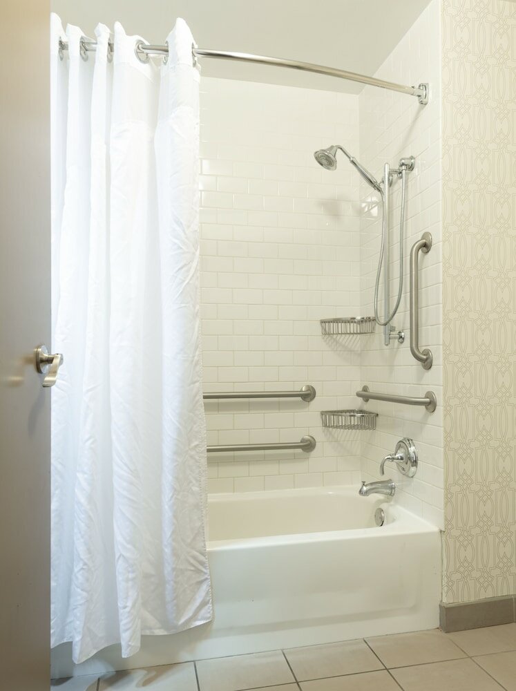 Фото Holiday Inn Express Chicago - Magnificent Mile, an Ihg Hotel