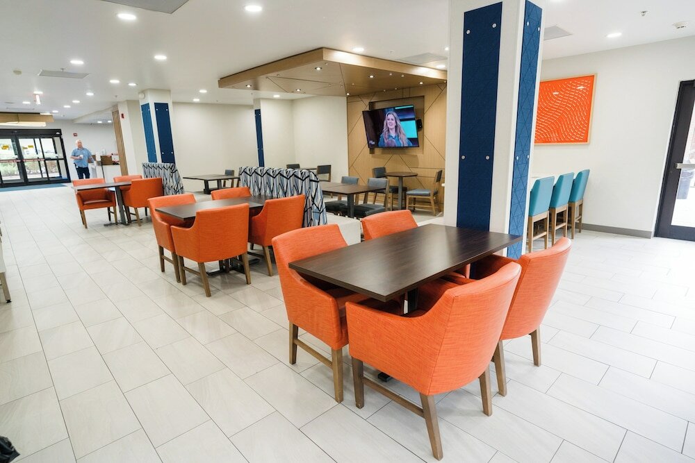 Фото Holiday Inn Express Hotel & Suites Kodak East - Sevierville, an Ihg Hotel