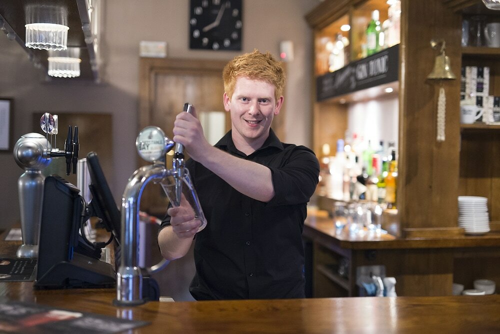 Фото The George Hotel