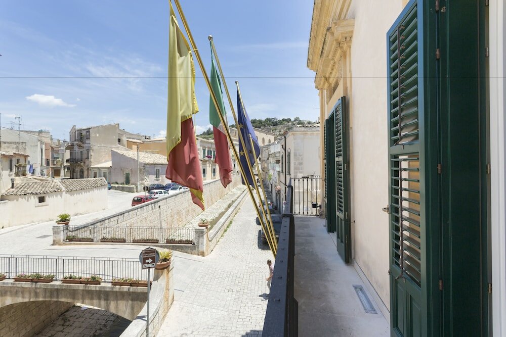 Фото Novecento Scicli