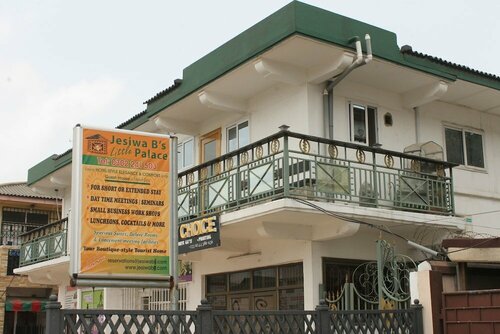 Гостиница Jesiwa B's Little Palace в Аккре