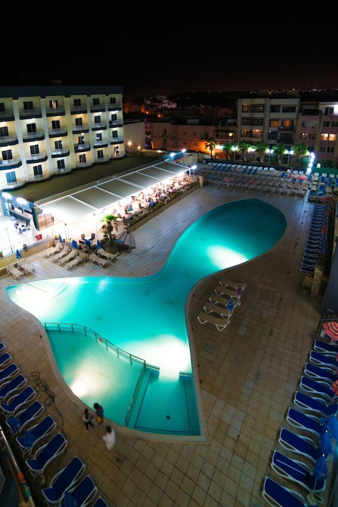 Фото Topaz Hotel