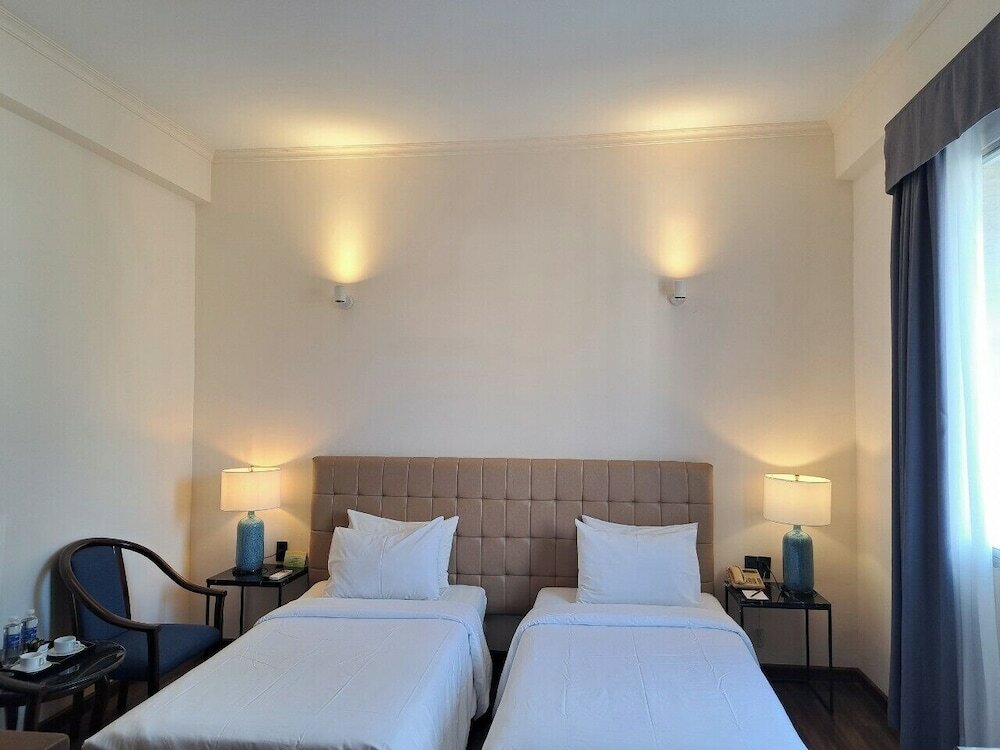 Фото Liberty 2 Hotel