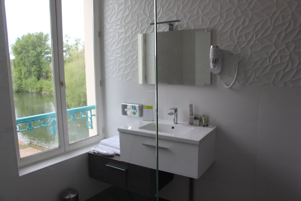 Фото Hotel Restaurant L'Esturgeon