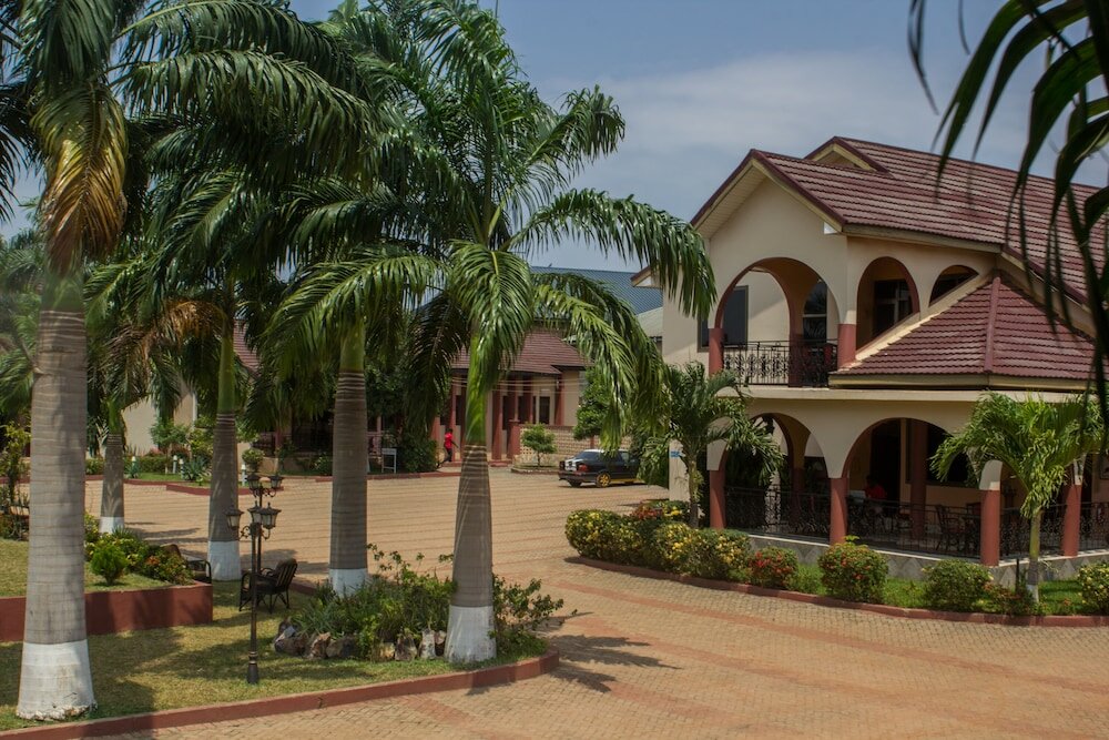 Фото Oriental Hotel North Legon