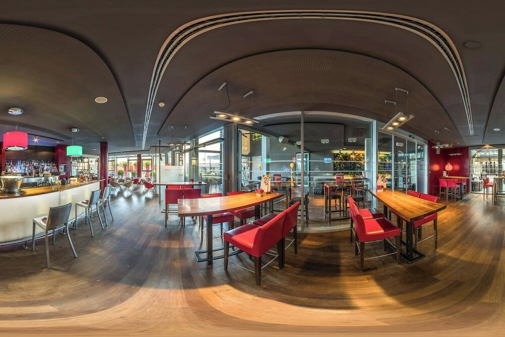 Фото Four Points by Sheraton Bolzano