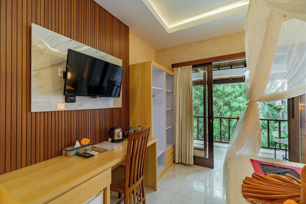 Фото Desak Putu Putra Hidden