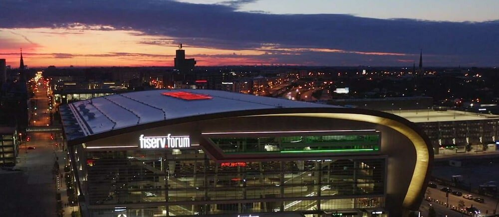 Фото Ambassador Hotel - Milwaukee